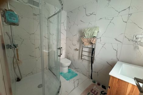 Photo of property in 7b Poruru Close, Papakura, 2110