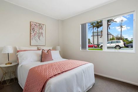 Photo of property in 11/5 Keeling Road, Henderson, Auckland, 0612