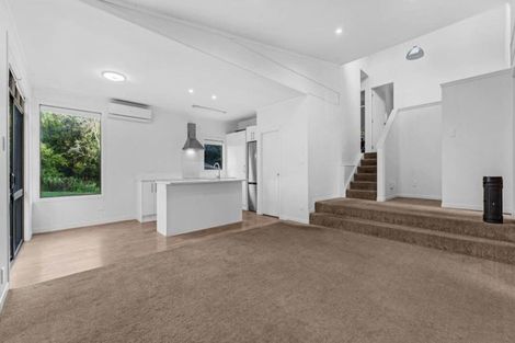 Photo of property in 192 Henderson Valley Road, Henderson, Auckland, 0612