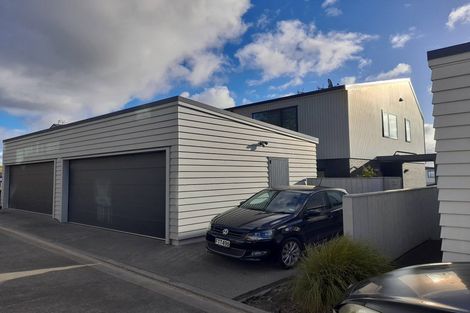 Photo of property in 3 Maureen Close, East Tamaki Heights, Auckland, 2016