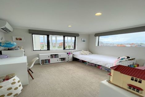 Photo of property in 19 Kanuka Road, Hobsonville, Auckland, 0616