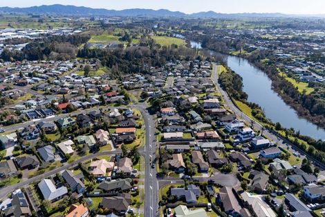 Photo of property in 1 Jean Place, Pukete, Hamilton, 3200