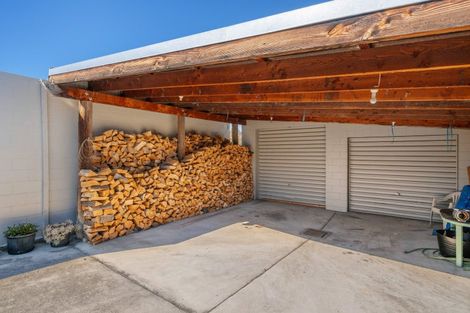 Photo of property in 3 Campbell Street, Alexandra, 9320