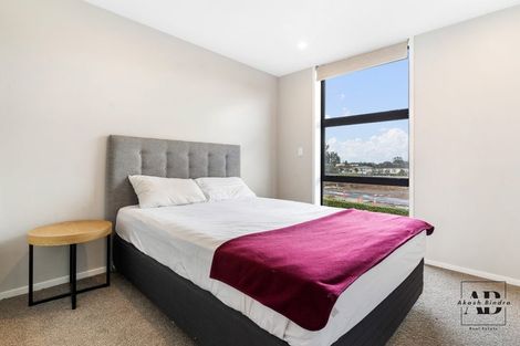 Photo of property in 8 Koro Lane, Mangere Bridge, Auckland, 2022