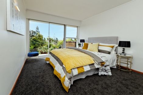Photo of property in 12 Sunnylaw Place, Glen Eden, Auckland, 0602