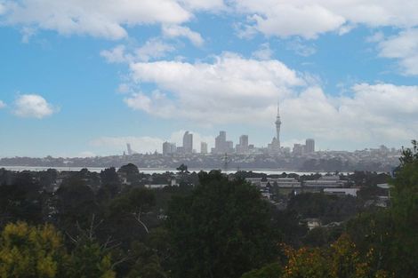 Photo of property in 109 Don Buck Road, Massey, Auckland, 0614