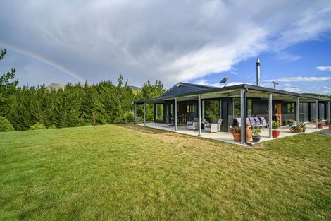 Photo of property in 1040 Kahuranaki Road, Kahuranaki, Havelock North, 4295