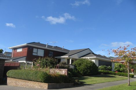Photo of property in 18 Musket Lane, Whitby, Porirua, 5024