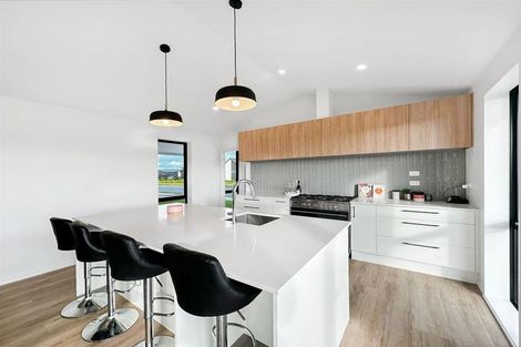 Photo of property in 1 Candlesticks Crescent, Lincoln, 7608