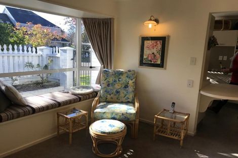 Photo of property in 3 Hatfield Place, Avonhead, Christchurch, 8042