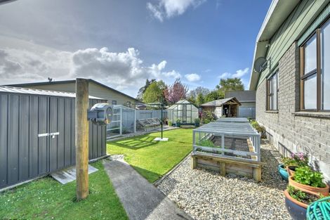 Photo of property in 10 Kerwood Place, Gore, 9710