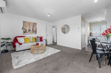 Photo of property in 1/56 Rimu Street, New Lynn, Auckland, 0600