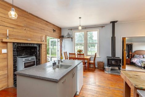 Photo of property in 693 Kahutara Road, Kahutara, Featherston, 5771