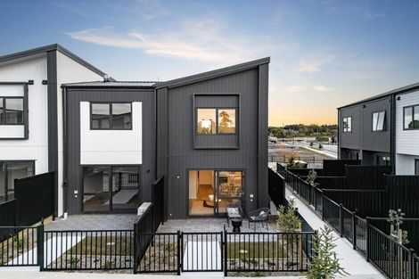 Photo of property in 1/4 Glenburn Road, Hobsonville, Auckland, 0616