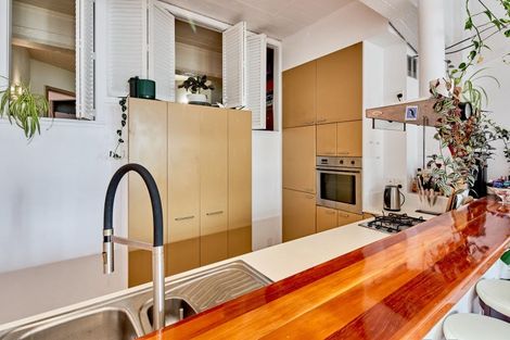 Photo of property in Palazzo, 42u2 Vivian Street, Te Aro, Wellington, 6011
