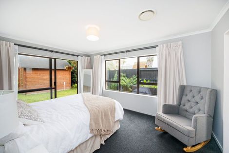 Photo of property in 77 Pacific Drive, Fitzherbert, Palmerston North, 4410
