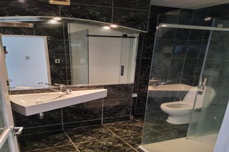 Photo of property in 11 Robieson Street, Roseneath, Wellington, 6011