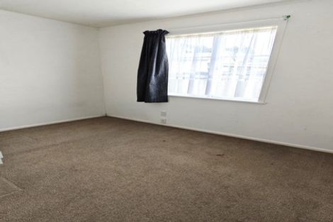 Photo of property in 38 Cutler Street, New Lynn, Auckland, 0600