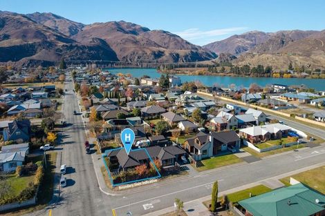 Photo of property in 90 Inniscort Street, Cromwell, 9310