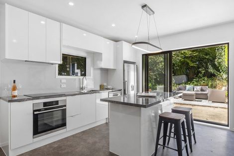 Photo of property in 30 Stonelaw Terrace, Maori Hill, Dunedin, 9010