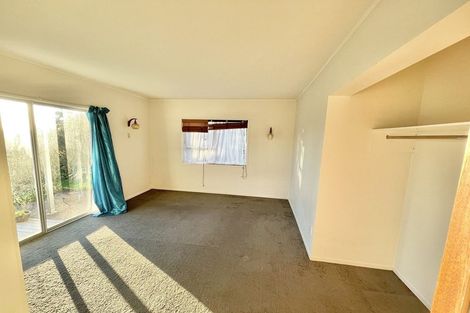Photo of property in 36 Sunset Road, Unsworth Heights, Auckland, 0632