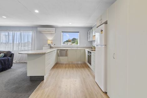 Photo of property in 14 Rainsford Street, Moturoa, New Plymouth, 4310