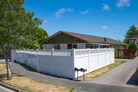 Photo of property in 6 Cam Place, Harewood, Christchurch, 8051