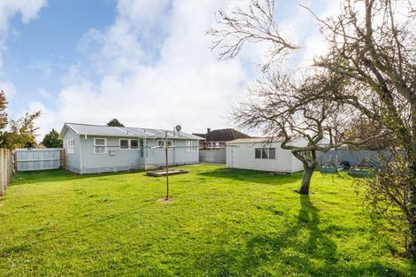 Photo of property in 39 Clausen Street, Takaro, Palmerston North, 4412
