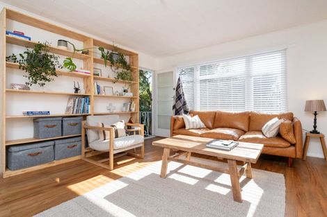 Photo of property in 4b Guthrie Road, Havelock North, 4130