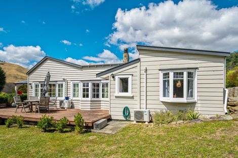 Photo of property in 13 Main Rd Havelock, Havelock, 7100