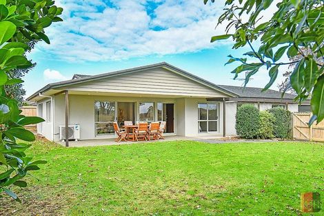 Photo of property in 5 Wairua Place, Pukekohe, 2120