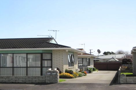 Photo of property in 34 Tukapa Street, Westown, New Plymouth, 4310