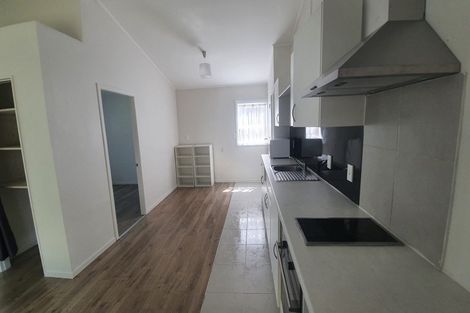 Photo of property in 68 Broderick Road, Johnsonville, Wellington, 6037