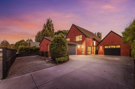 Photo of property in 17 Sayers Crescent, Ilam, Christchurch, 8041