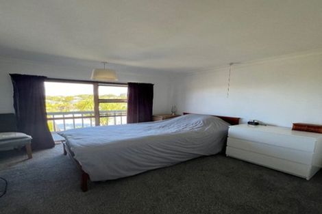 Photo of property in 2/46 Lyons Avenue, Murrays Bay, Auckland, 0630