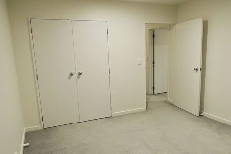 Photo of property in 1/73 Birkdale Road, Birkdale, Auckland, 0626