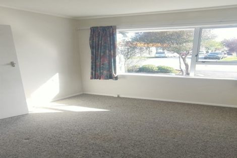 Photo of property in 2/3 Camp Street, Silverstream, Upper Hutt, 5019