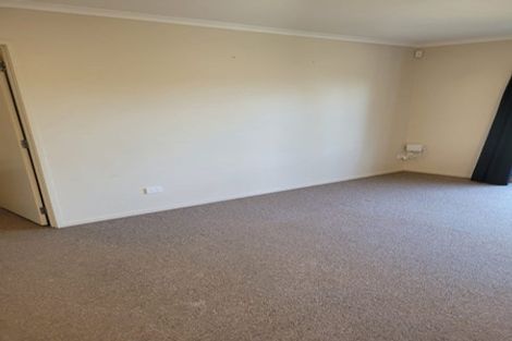 Photo of property in 57b Sabulite Road, Kelston, Auckland, 0602