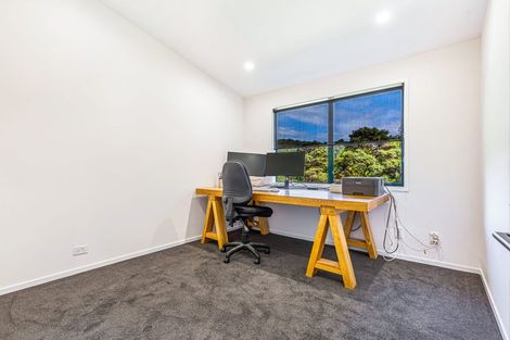 Photo of property in 108 Opanuku Road, Henderson Valley, Auckland, 0612