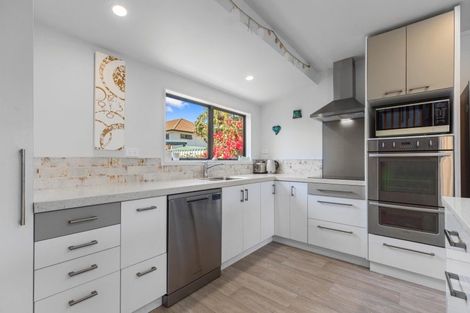 Photo of property in 1040a Papamoa Beach Road, Papamoa Beach, Papamoa, 3118