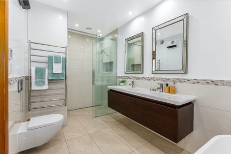 Photo of property in 130a Cheviot Road, Lowry Bay, Lower Hutt, 5013