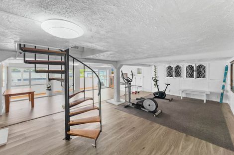 Photo of property in 73c East Coast Road, Castor Bay, Auckland, 0620