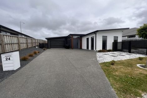Photo of property in 24 Sarikei Avenue, Northwood, Christchurch, 8051