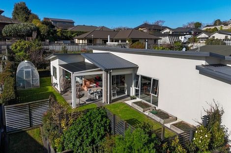 Photo of property in 17 Redwood Crescent, Hurdon, New Plymouth, 4310
