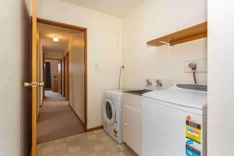 Photo of property in 33 Englefield Road, Belfast, Christchurch, 8051