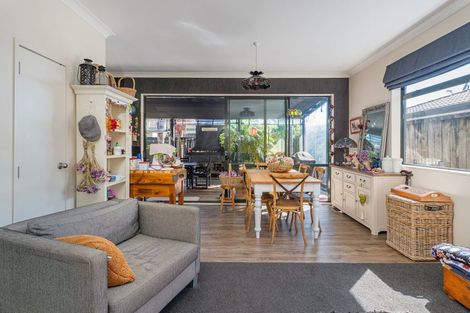 Photo of property in 51b Whitby Avenue, Whitianga, 3510