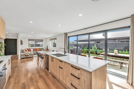 Photo of property in 15 Cedric Place, Darfield, 7510