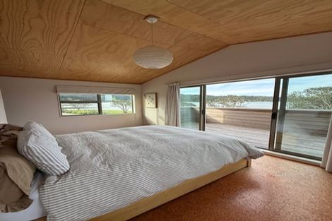Photo of property in 42 Harbour View Road, Point Wells, Warkworth, 0986
