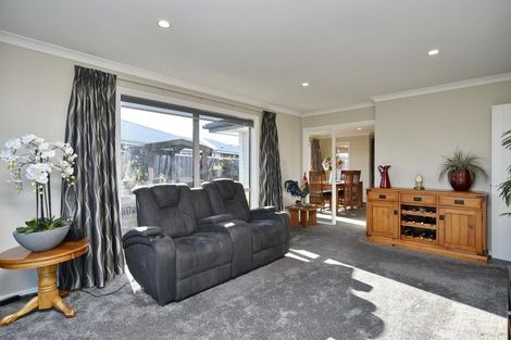 Photo of property in 33 Macphail Avenue, Rangiora, 7400