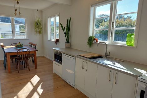 Photo of property in 5 Hood Avenue, Heretaunga, Upper Hutt, 5018